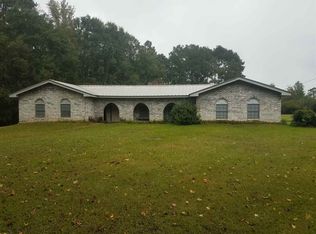 1100 Loggins Rd, Bronson, TX 75930