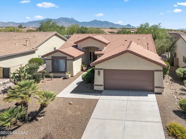 2244 E Bluejay Bluff Ln, Green Valley, AZ 85614