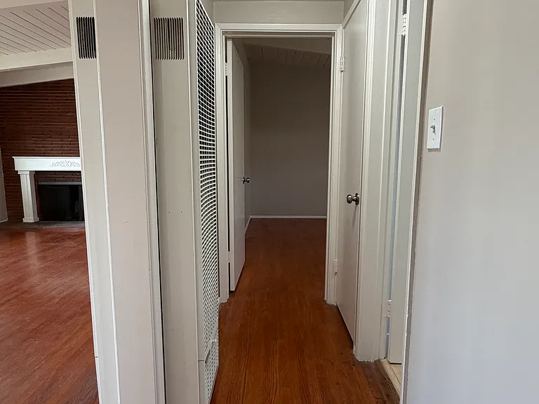 415 S Baldwin Ave #4 — Photo 9