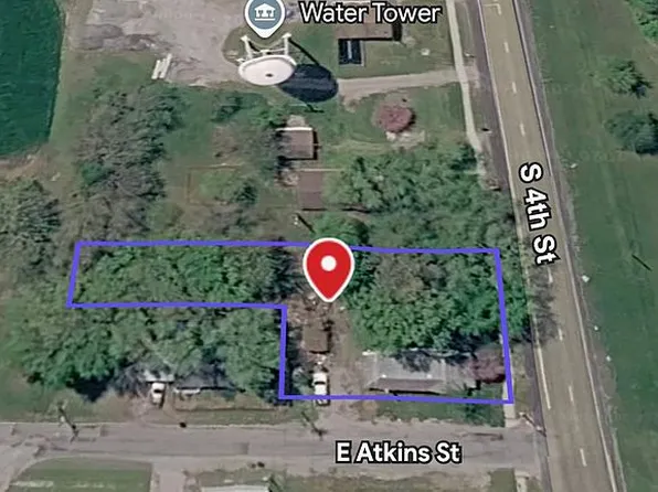 600 S 4th St, Elkville, IL 62932