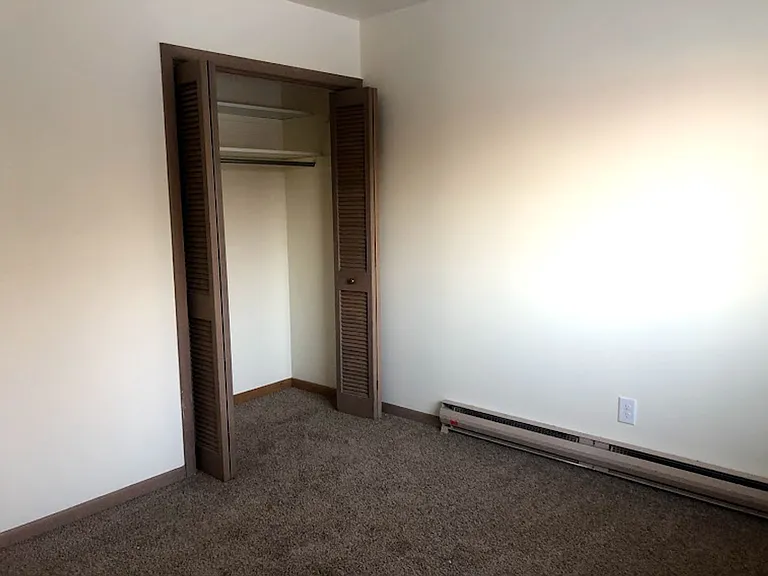 211 N 2nd St — Photo 11