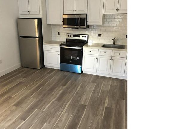 5th image of 3319 Mount Vista Dr #A