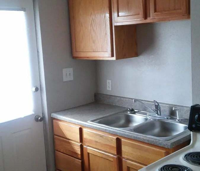 2240 Grand Ave #B — Photo 6