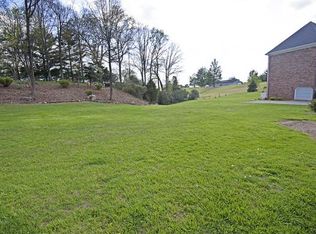 228 Park Ridge Ct, Kingsport, TN 37664