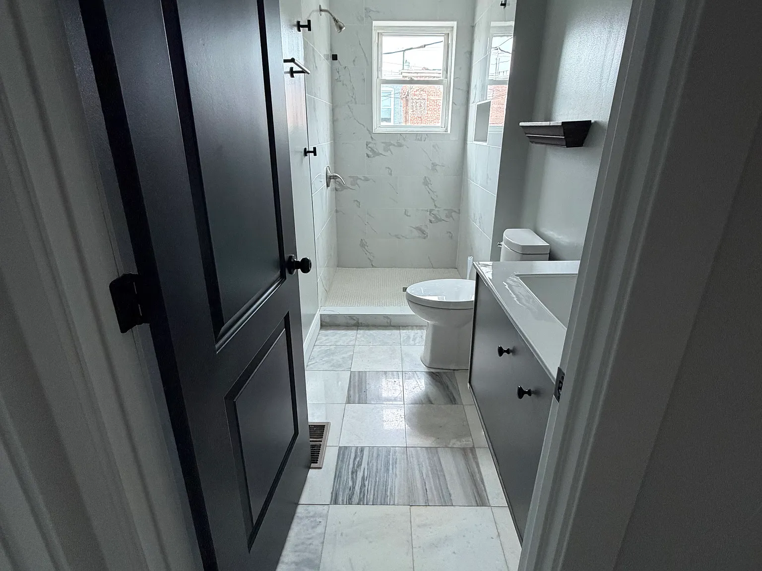 710 N Luzerne Ave, Baltimore, MD — Photo 3