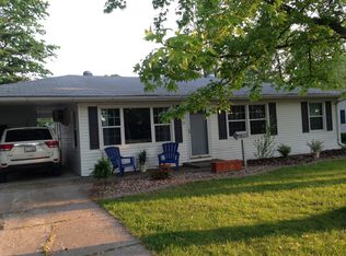 100 Hawbrook Pl, Jerseyville, IL 62052
