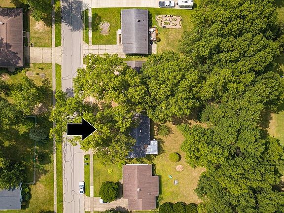4th image of 521 Skylark Ave