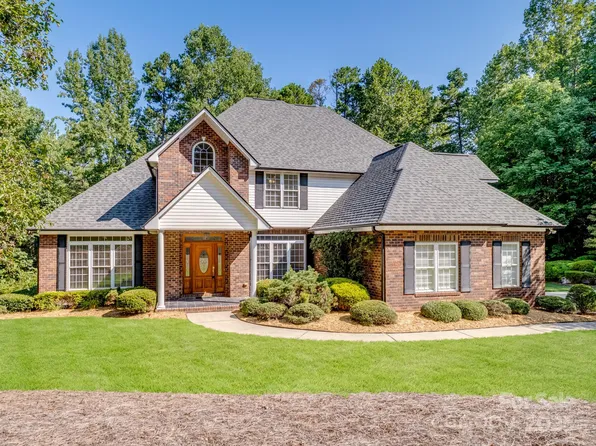 2817 Allendale Ct, Concord, NC 28025
