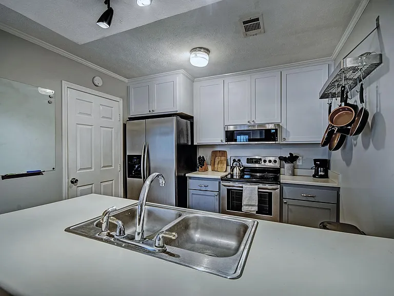 5 Brandy Village Cv — Photo 10
