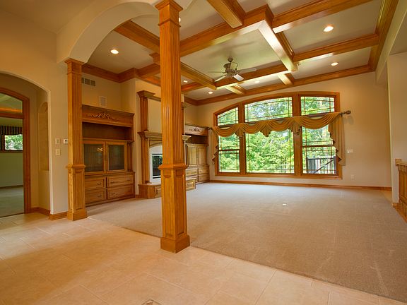 2nd image of 2106 W Muirwood Dr