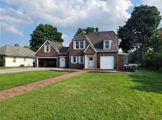 6736 Chestnut Ridge Rd, Lockport, NY 14094