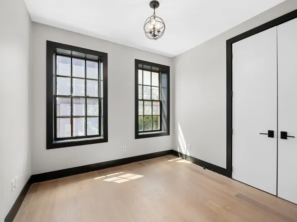 208 15th Street image 43 of 46