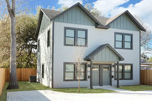 311 Ferguson Ave #201 Photo 1