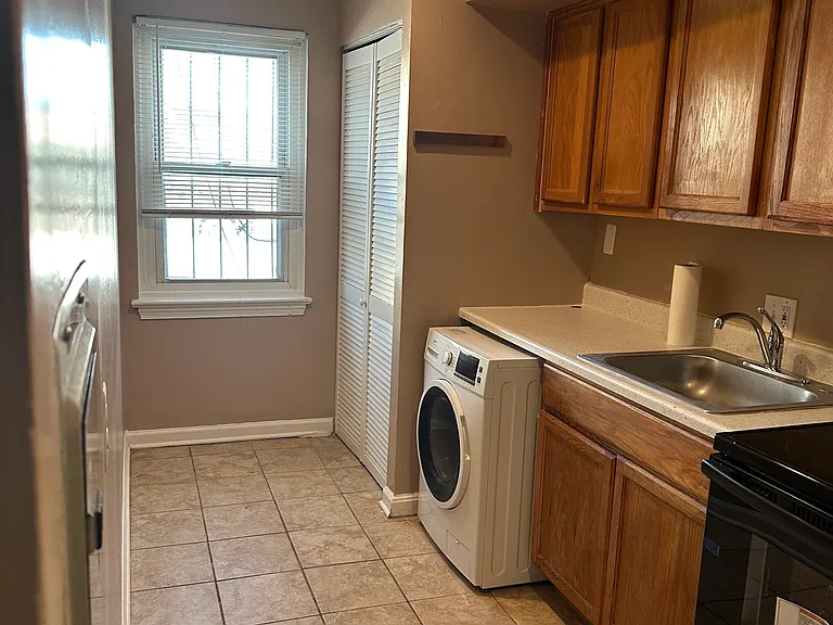 1449 Olive St NE #4 — Photo 12