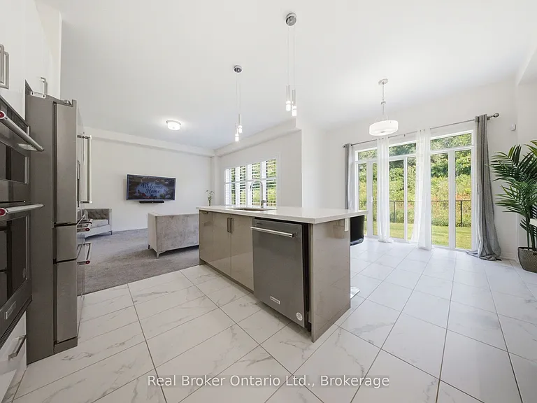 67 Macklin St — Photo 21