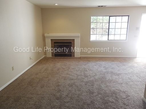 4th image of 1450 Hornblend St APT 3