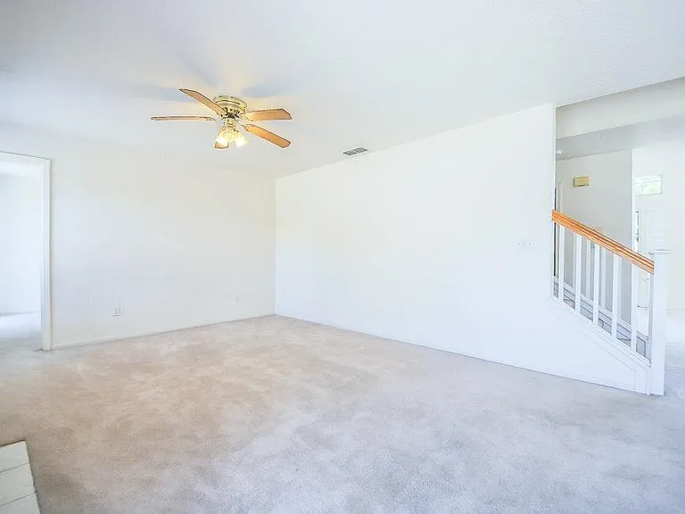 2193 Misquez Ln — Photo 10