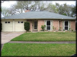 927 Buoy Rd, Houston, TX 77062