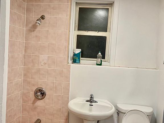 2nd image of 38 Shaughnessy Ln #3