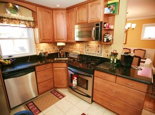 1006 W Henry St, Linden, NJ 07036