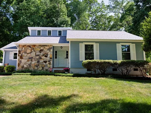 134 Longview Rd, Madison, NC 27025