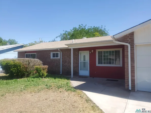504 Broken Arrow Rd, Roswell, NM 88201