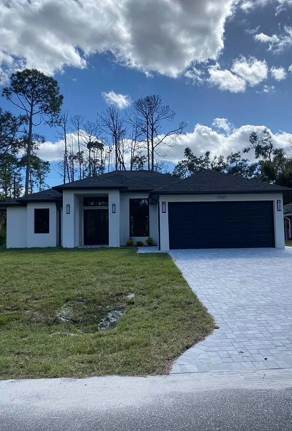 17237 Kellog Ave — Photo 3