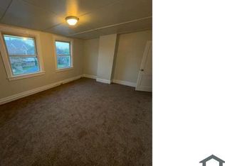 335 E 4th Ave, Tarentum, PA 15084