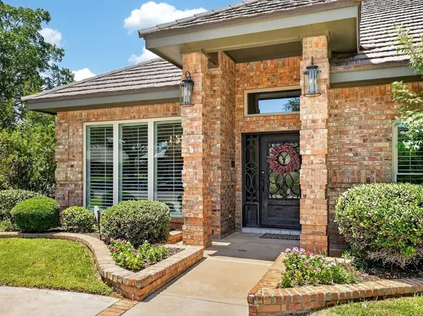 3604 Meadowridge Ln, Midland, TX 79707