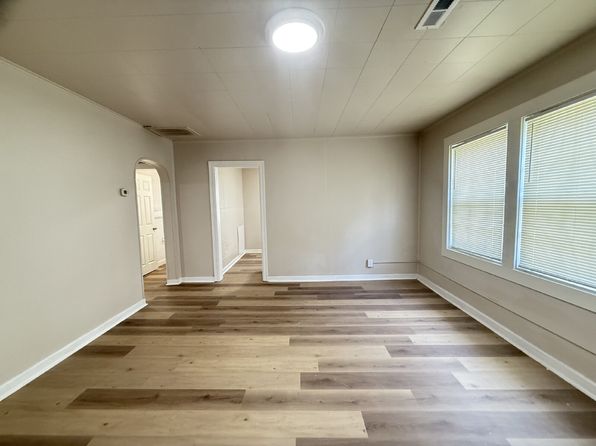5107 Jacksboro Pike APT 8