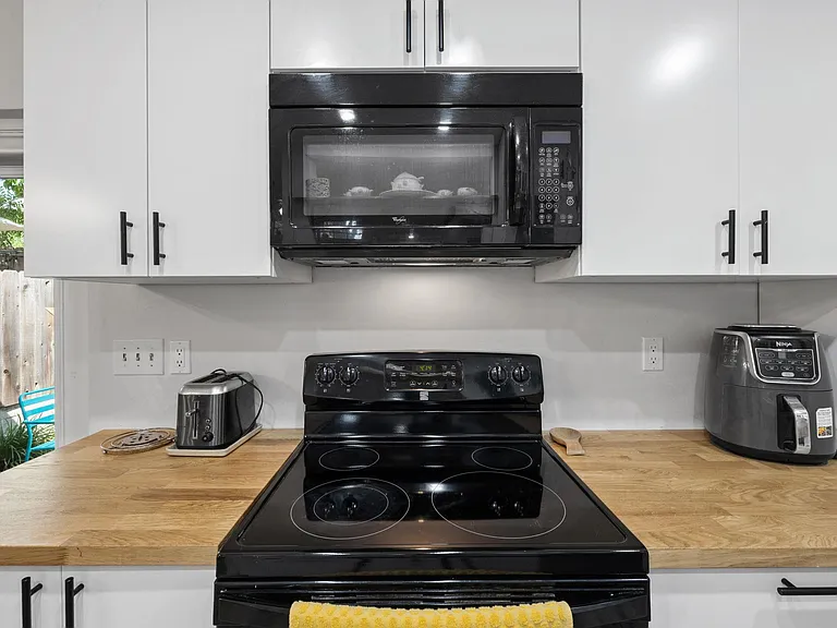 1015 E Yager Ln #115 — Photo 12