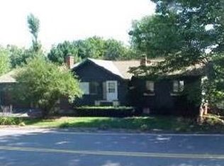 18 New Searles Rd, Nashua, NH 03062