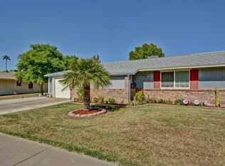 10616 W Camelot Cir, Sun City, AZ 85351