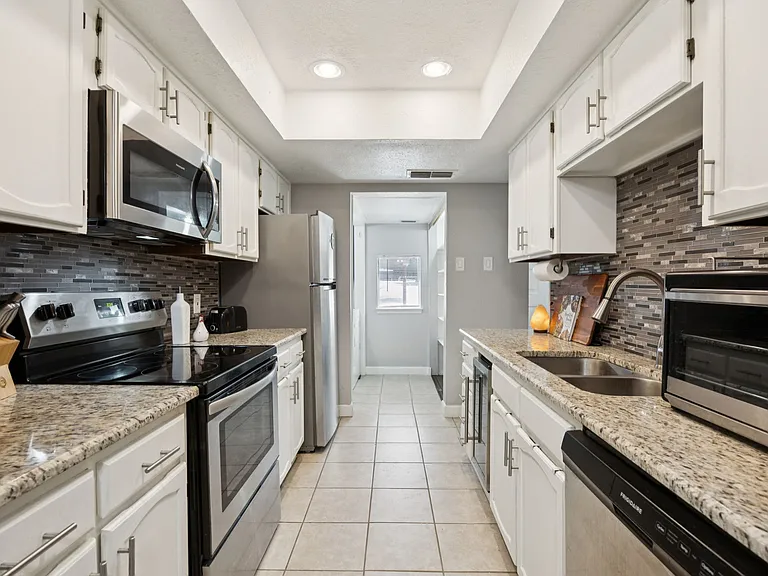 4571 N Oconnor Rd #1323 — Photo 6