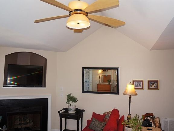 4th image of 4732 Tatton Park Cir