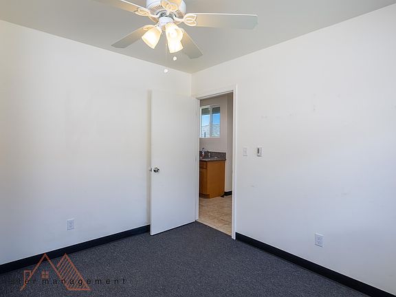 4th image of 2133 Metcalf St #B