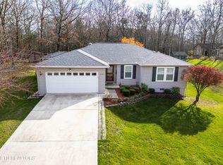 130 Pomeroy Dr, Fairfield Glade, TN 38558