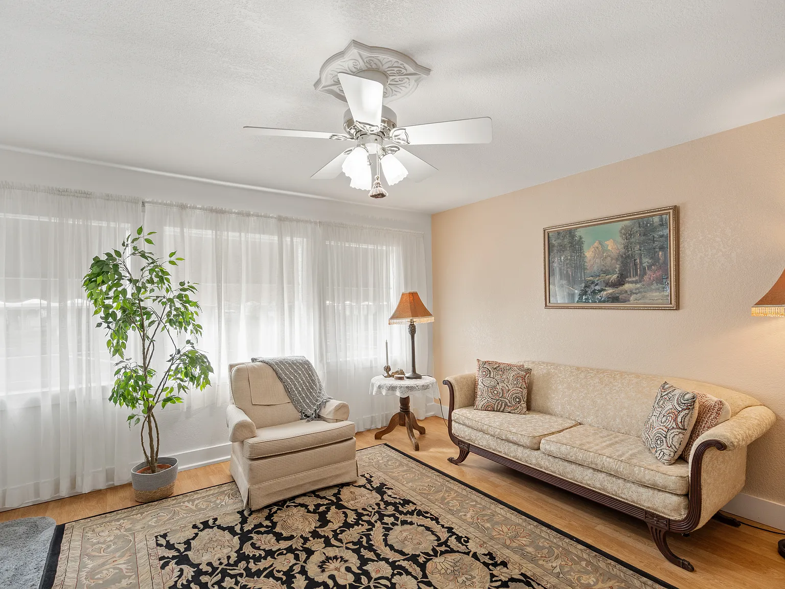 1 bed, 650 sqft, $1,050 — Photo 4