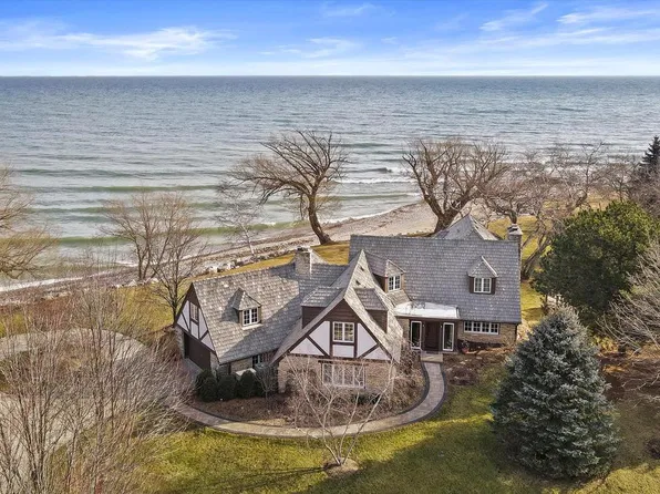 4925 Lighthouse DRIVE, Wind Point, WI 53402