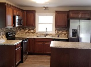 247 Decatur Dr, Fayetteville, NC 28303