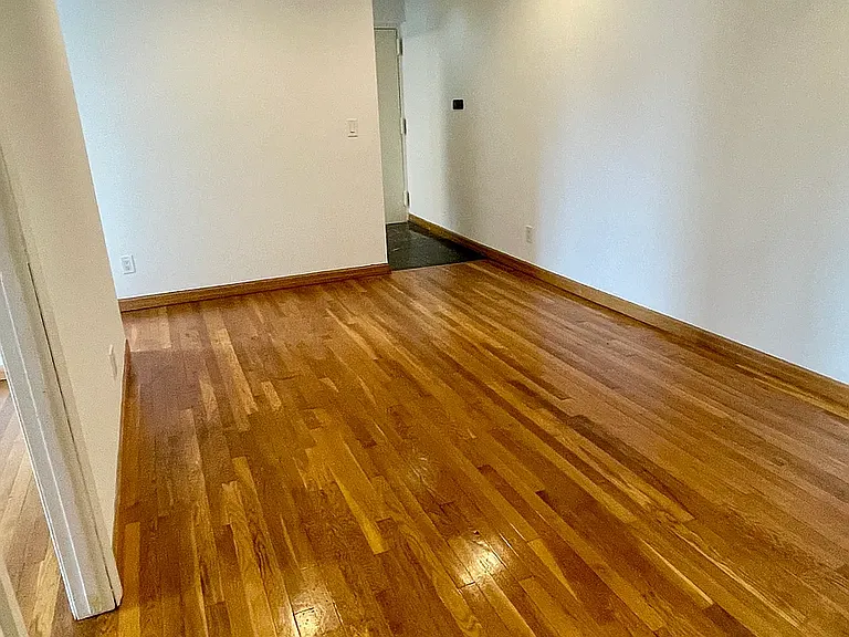 370 W 30th St #12A — Photo 14