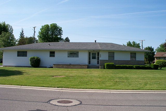 1st image of 1095 Lavina Ave