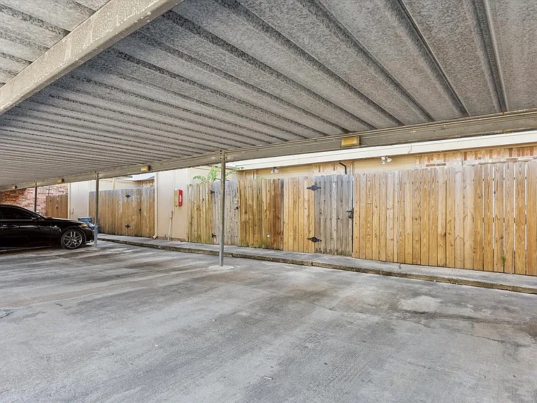 2501 Bering Dr #5 — Photo 12
