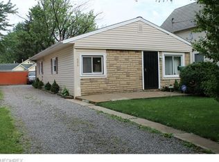 606 Garfield Ave, Elyria, OH 44035