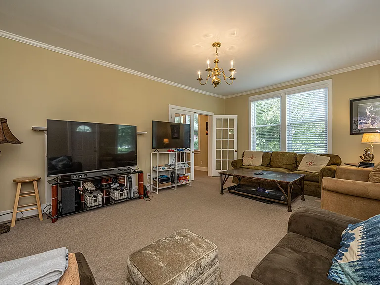 685 Folly Rd — Photo 11
