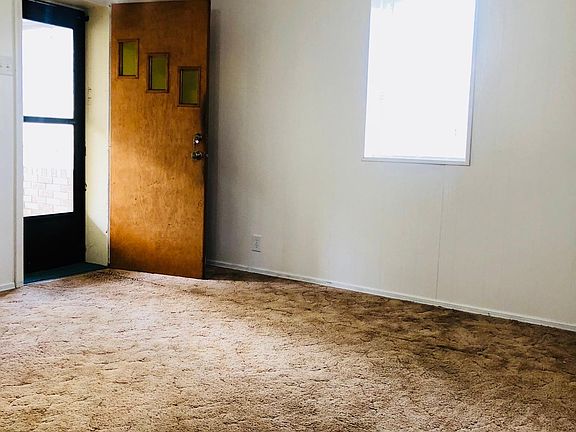 Livingroom/Front Door