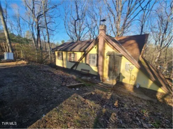 1278 Chinquapin Grove Rd, Bluff City, TN 37618