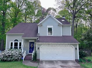 211 Gettysburg Dr, Cary, NC 27513