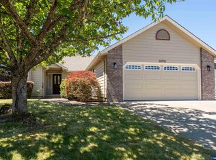 1890 NW Grandview Dr, Albany, OR 97321