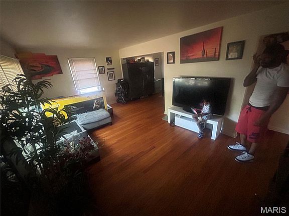 2nd image of 7516 Balfour Dr